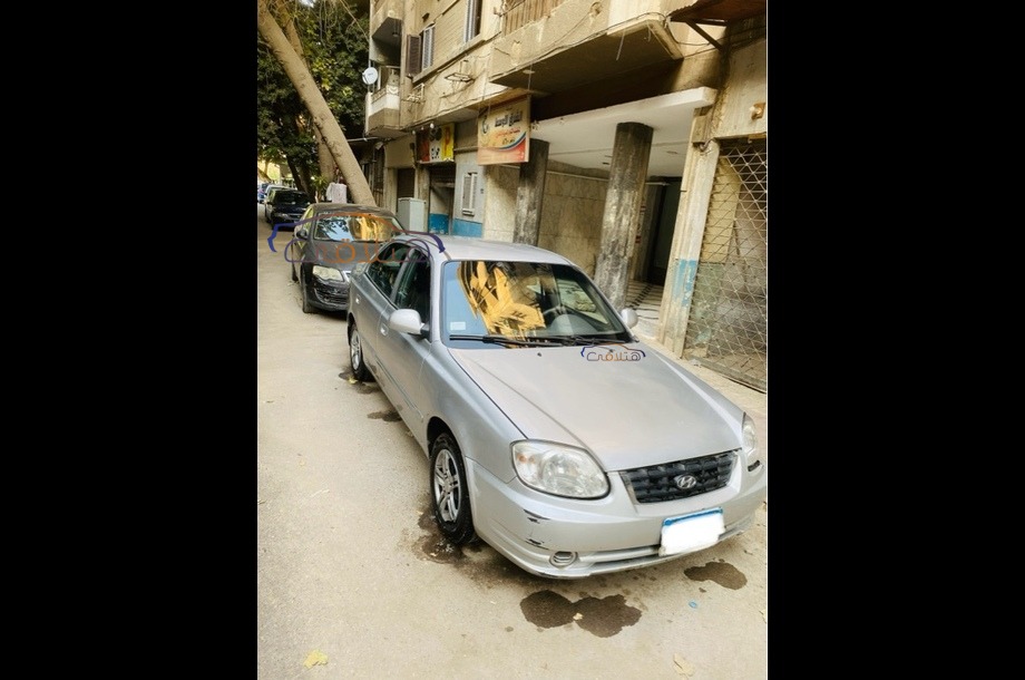Verna Hyundai Silver