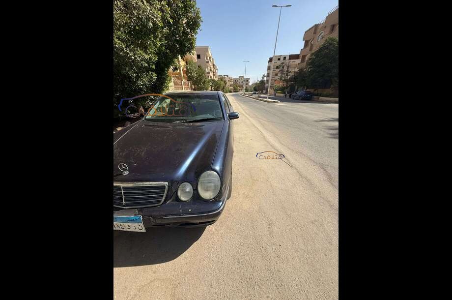 200 Mercedes Dark blue