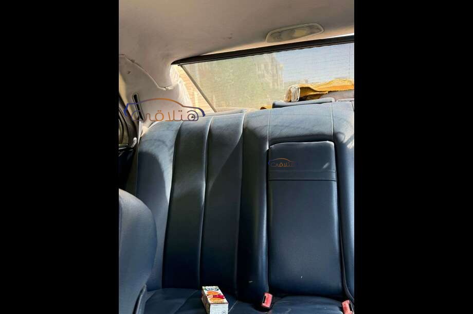 200 Mercedes Dark blue