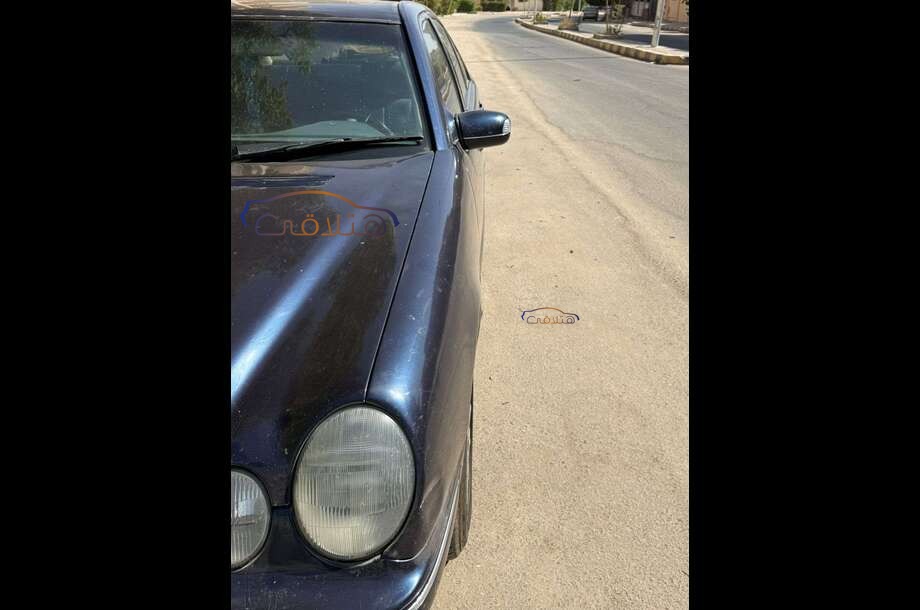 200 Mercedes Dark blue