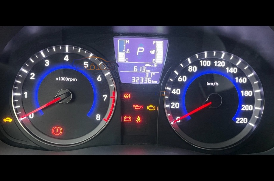 Accent RB Hyundai برونزي