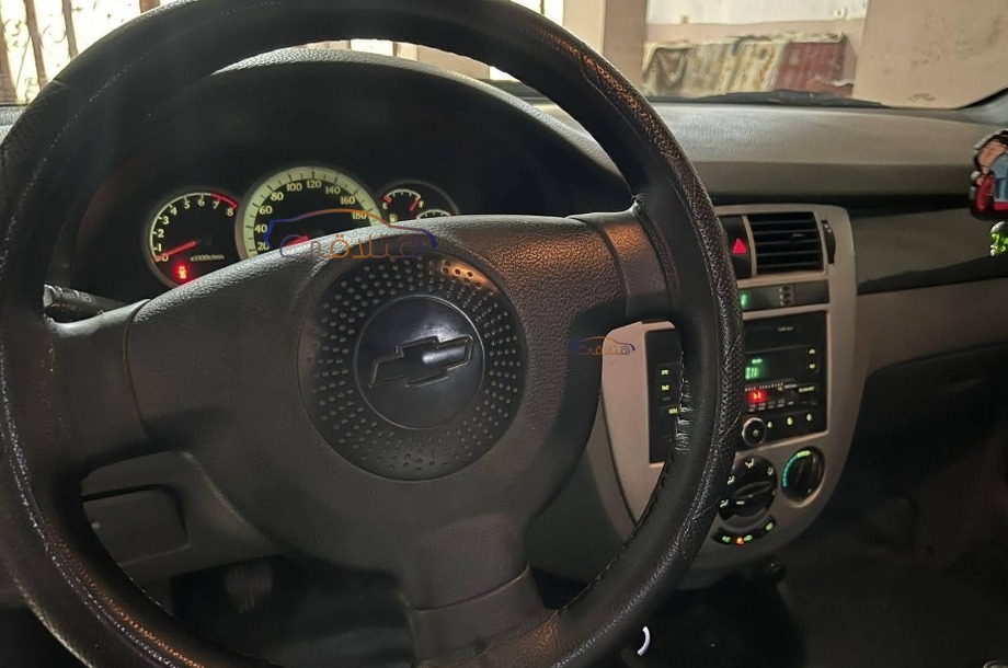 Optra Chevrolet أسود