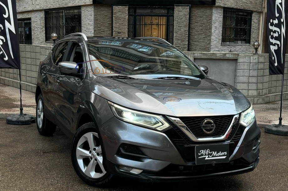 Qashqai Nissan رمادي