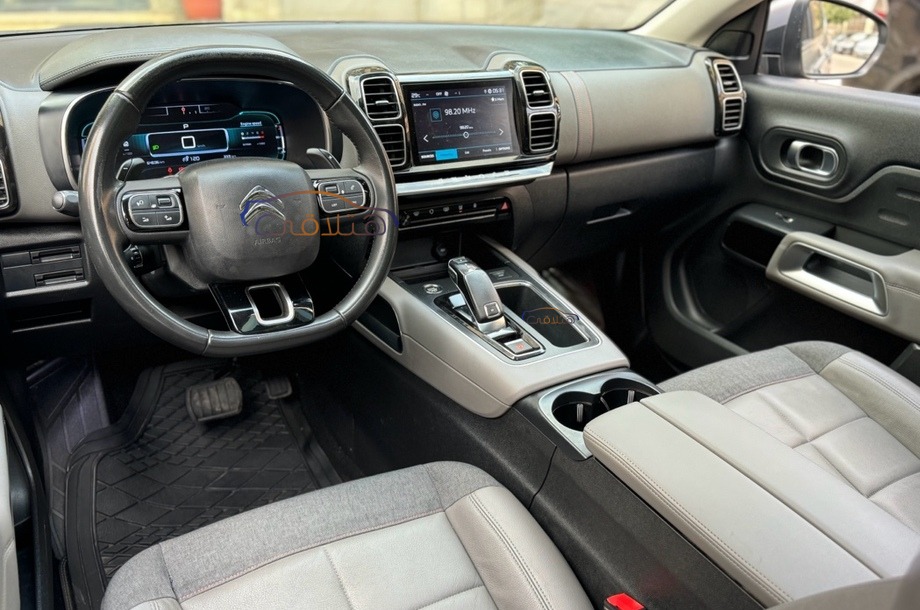 C5 Aircross Citroën فضي
