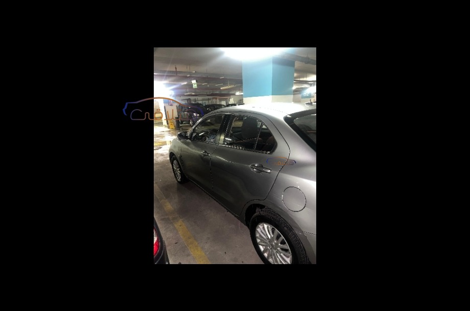 Dzire Suzuki فضي
