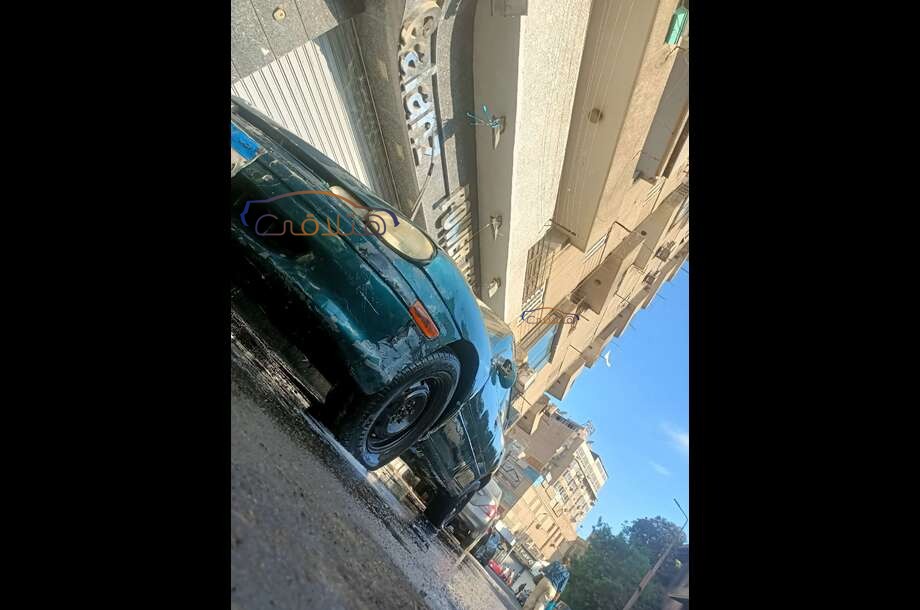 Neon Chrysler اخضر غامق