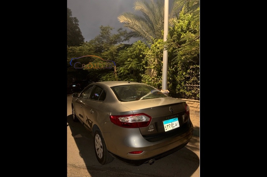 Fluence Renault برونزي