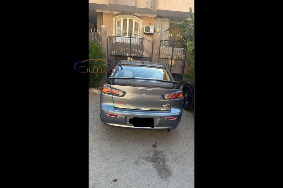 Lancer EX Shark Mitsubishi فضي