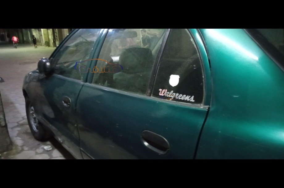 Accent Hyundai اخضر غامق