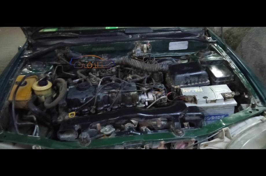 Accent Hyundai اخضر غامق