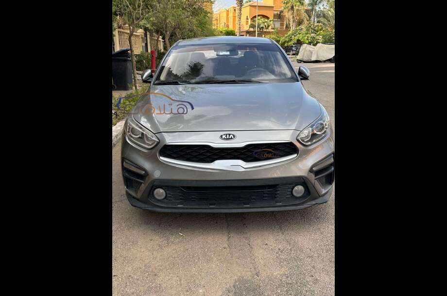 Grand Cerato Kia رمادي