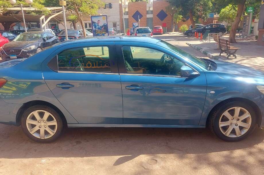 301 Peugeot Blue