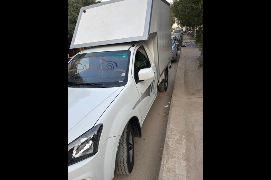 T-Series Chevrolet White