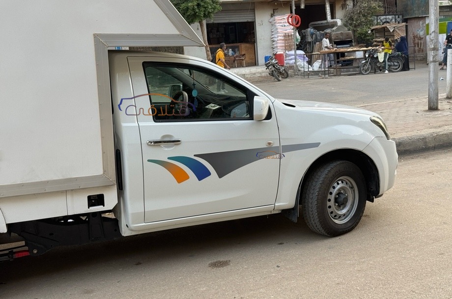 T-Series Chevrolet White