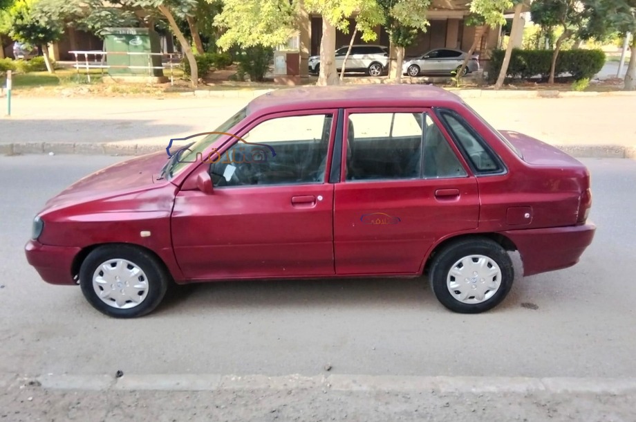 Pride Saipa احمر غامق