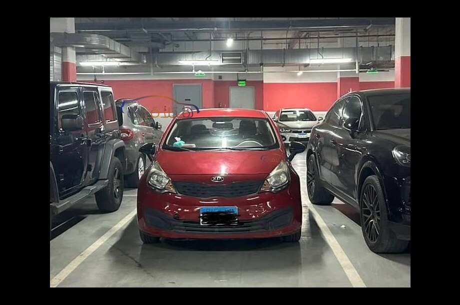 Rio Kia احمر