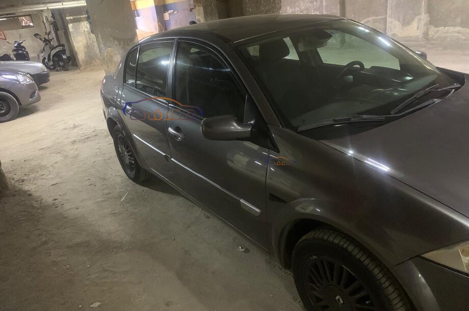 Megane Renault Silver