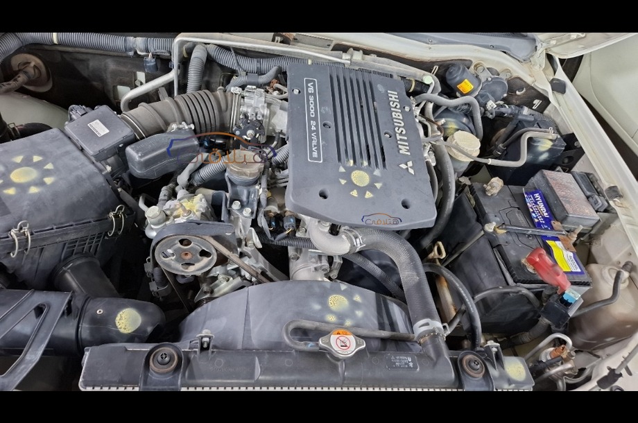 Nativa Mitsubishi White