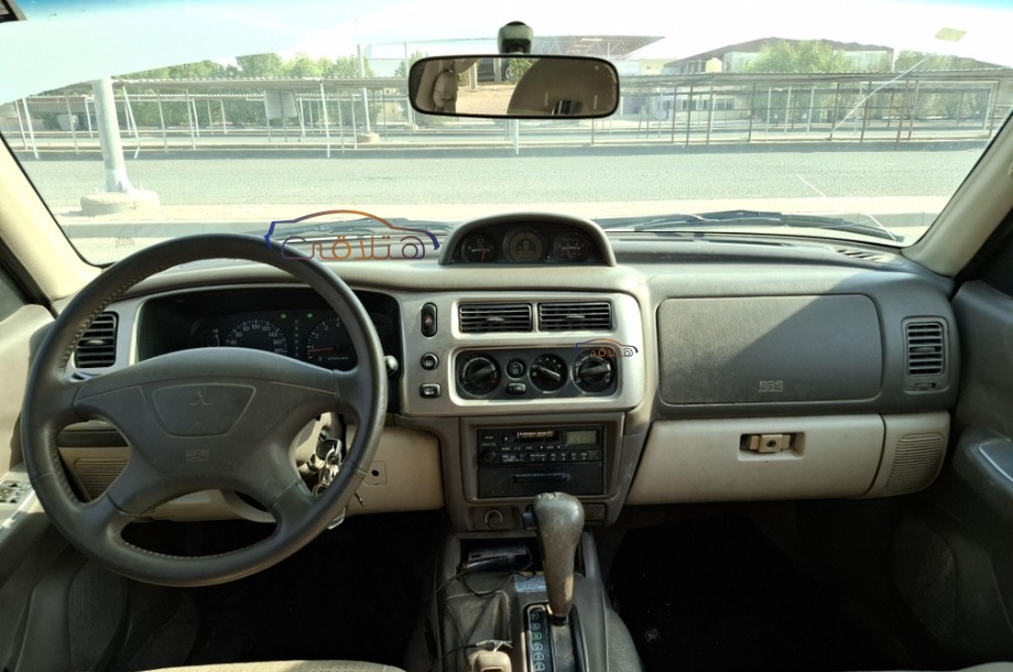 Nativa Mitsubishi White