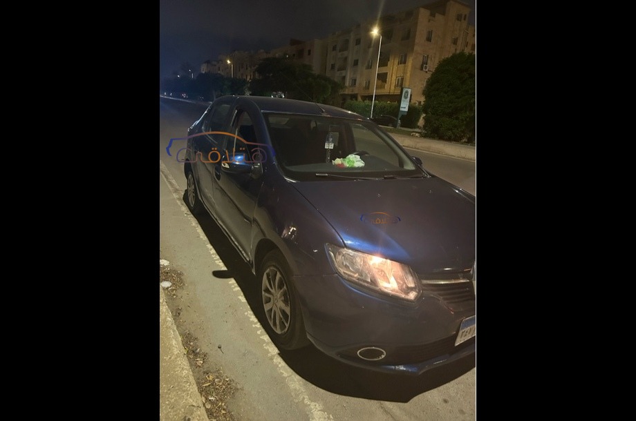 Logan Renault أزرق