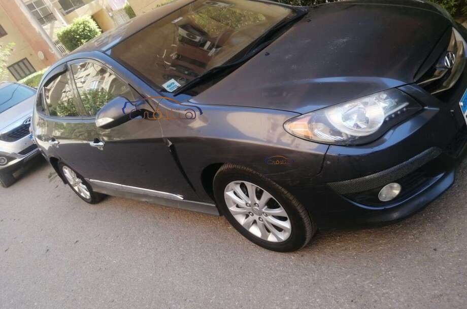Elantra HD Hyundai Dark grey