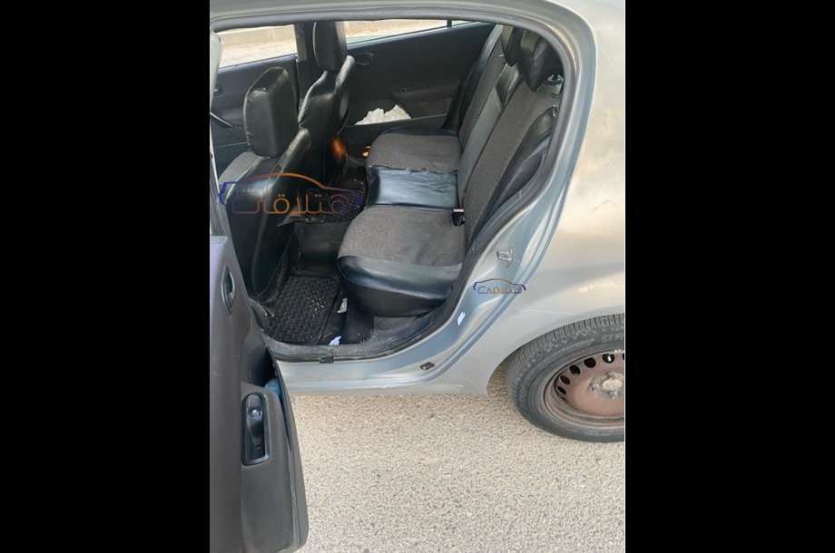 Megane Renault فضي