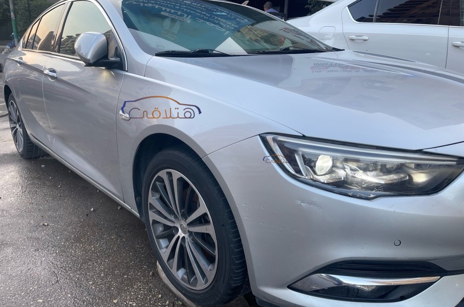 Insignia Opel Silver