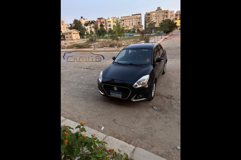 Dzire Suzuki أسود