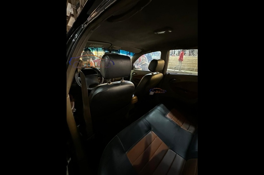 Nubira 2 Daewoo أسود