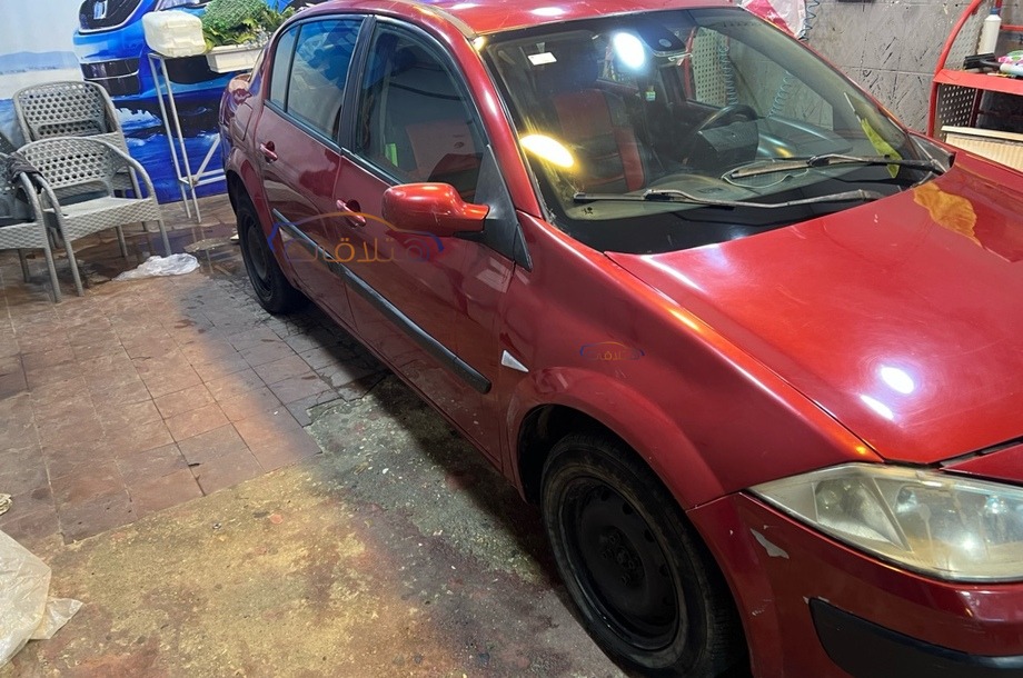 Megane Renault Red