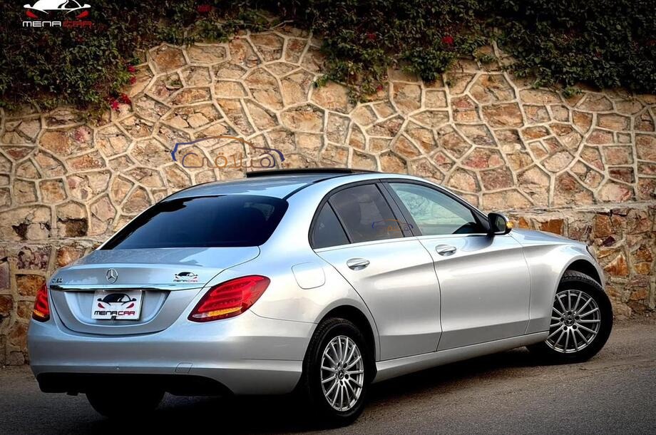 C 180 Mercedes رمادي