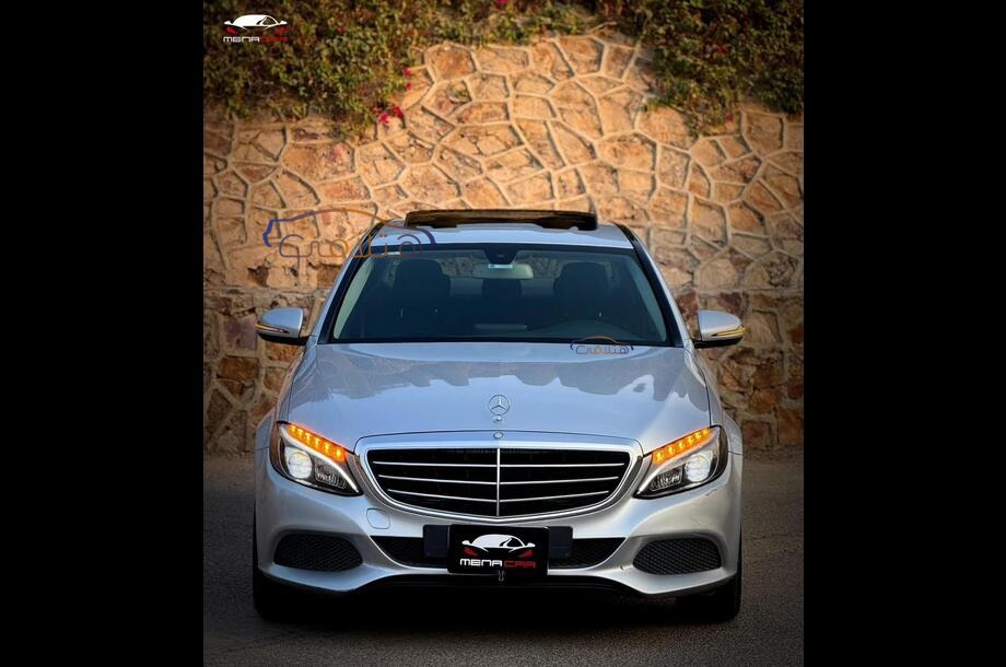 C 180 Mercedes رمادي