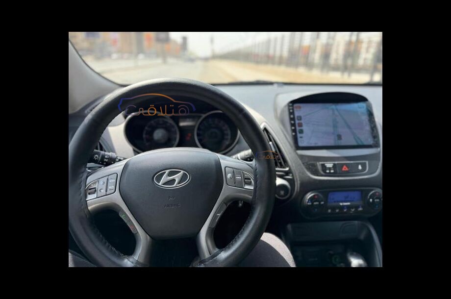 IX 35 Hyundai فضي