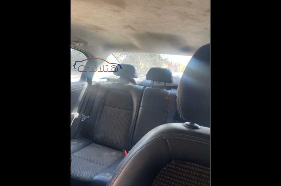 301 Peugeot بترولي