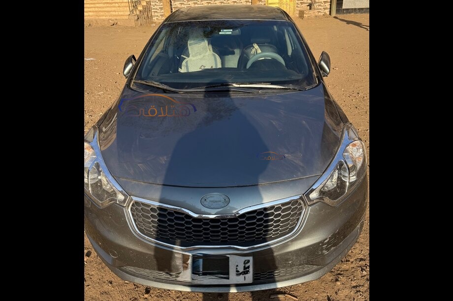 Cerato Kia فضي