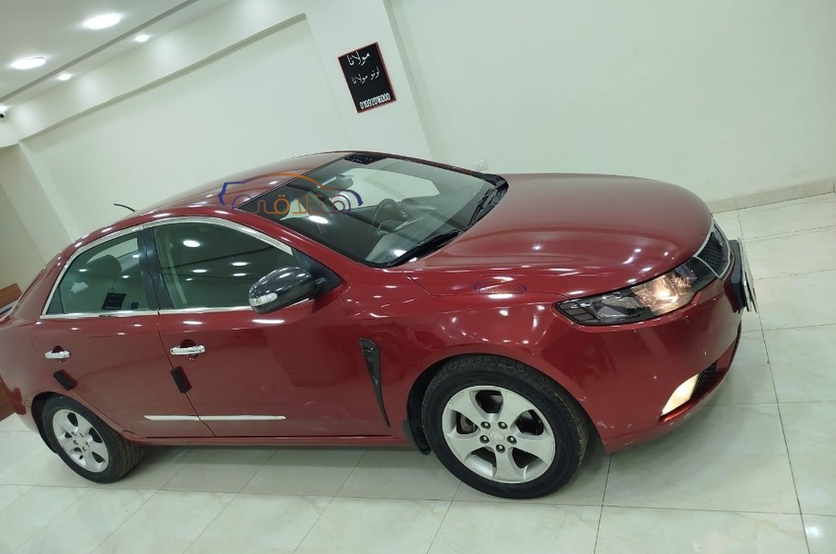 Cerato Kia احمر