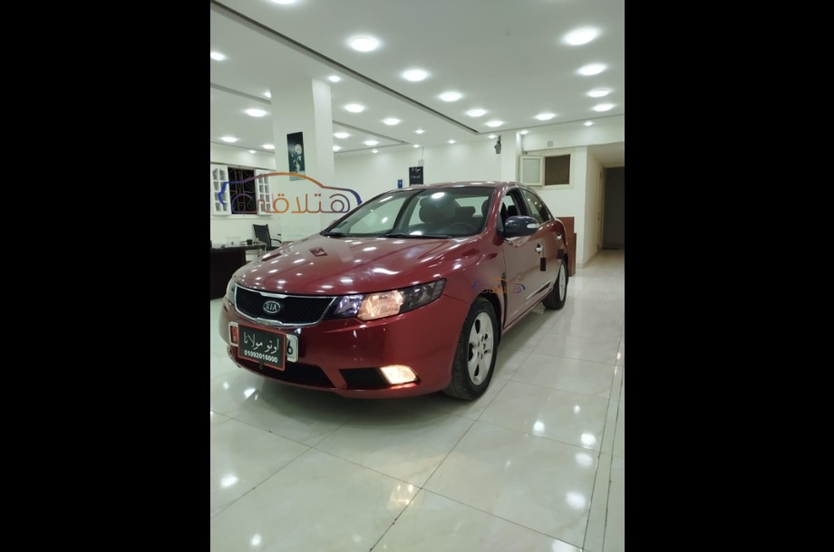 Cerato Kia احمر