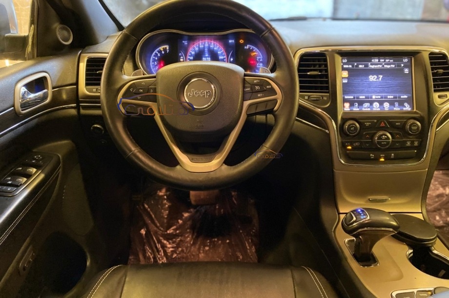 Grand Cherokee Jeep Mocha