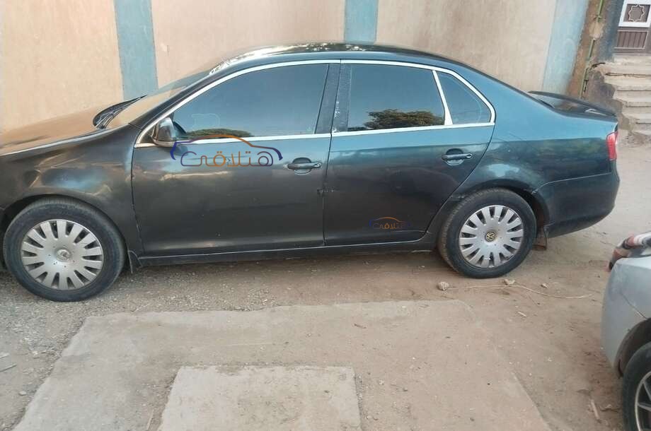 Jetta Volkswagen اخضر غامق