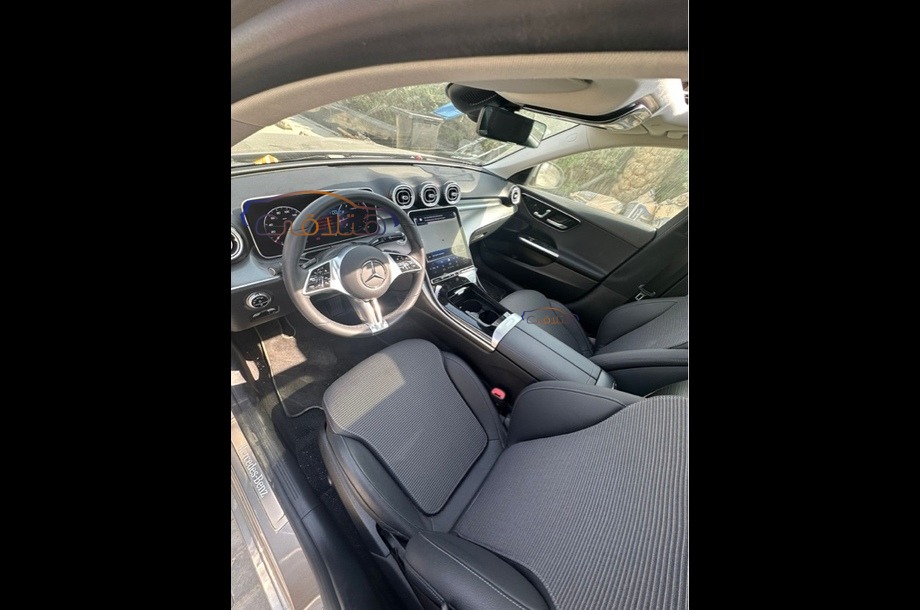 C 180 Mercedes آخر