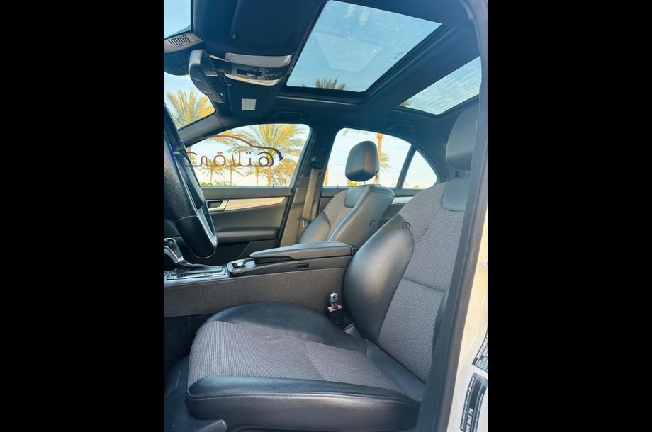 C 180 Mercedes White