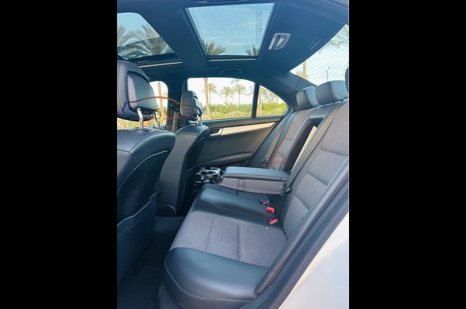 C 180 Mercedes White