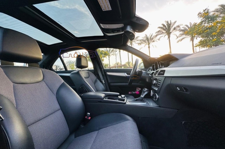 C 180 Mercedes White