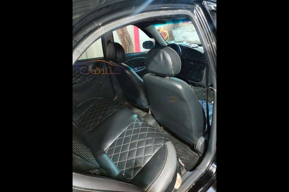 Lanos Daewoo أسود