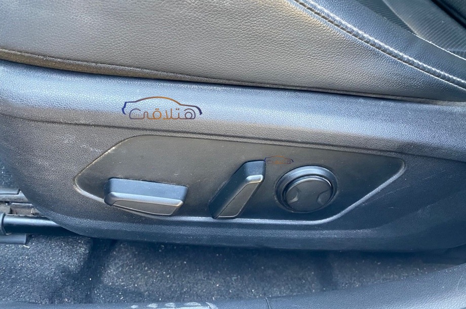 Avante Hyundai White