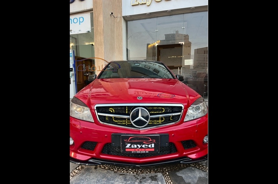 C 180 Mercedes احمر
