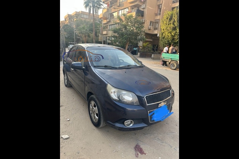 Aveo Chevrolet الأزرق الداكن
