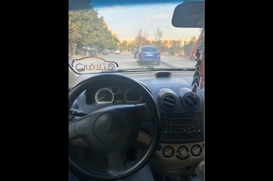 Aveo Chevrolet الأزرق الداكن