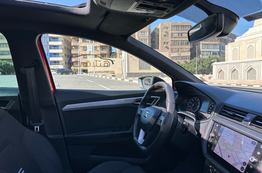 Ibiza Seat احمر