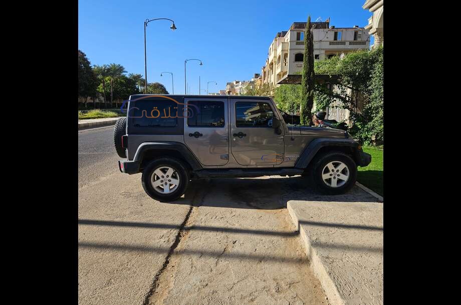Wrangler Jeep Silver